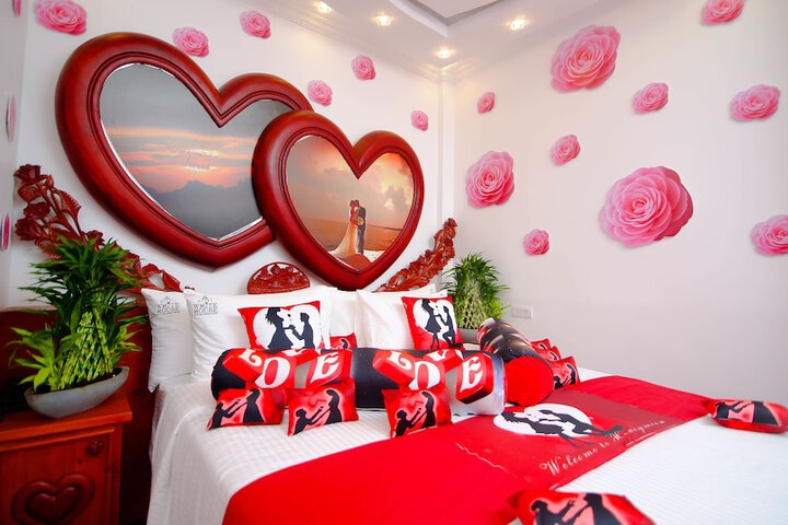 Room 69 of 230