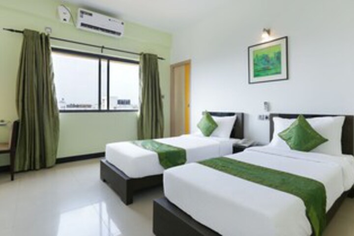 Room 17 of 40