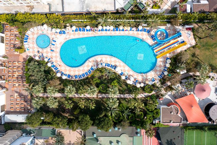 Hotel with Pool