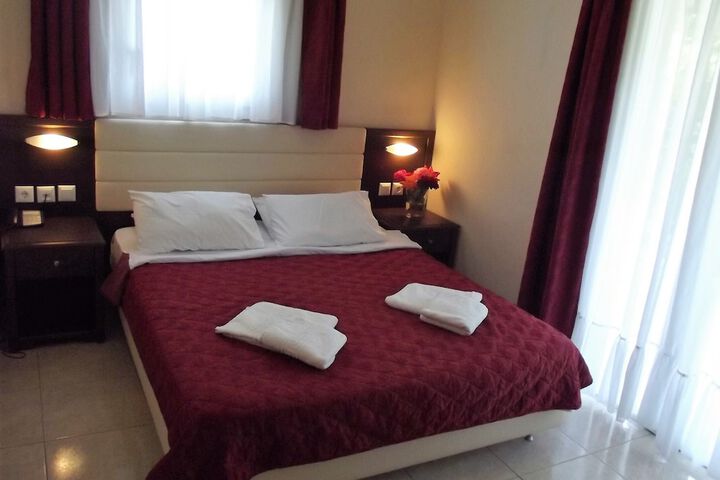 Room 3 of 11
