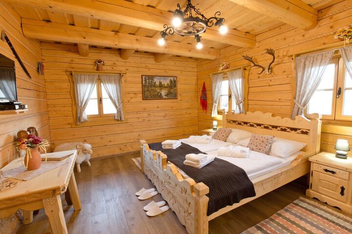 Room 9 of 56