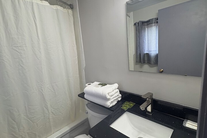 Room 30 of 61
