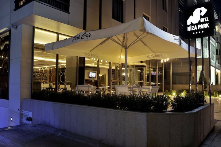 Hotel Entry