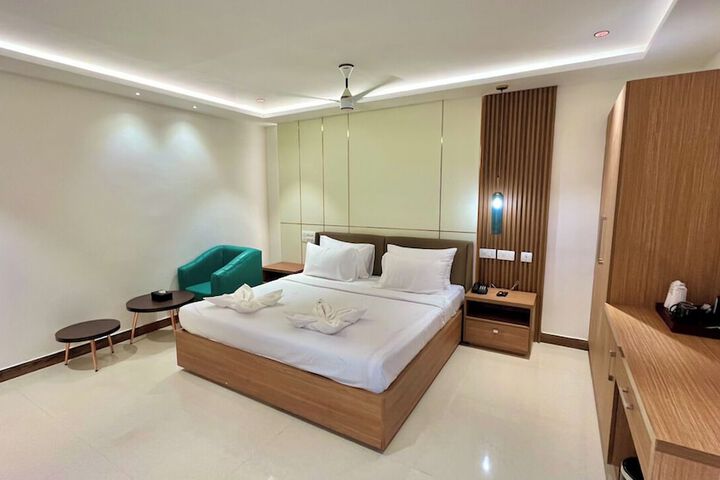 Room 14 of 97