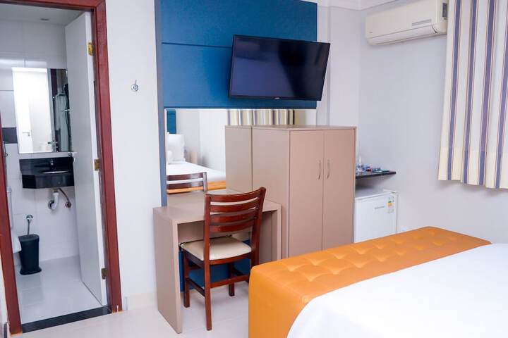 Room 55 of 80
