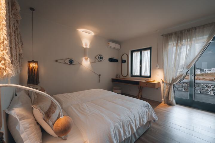 Room 92 of 157