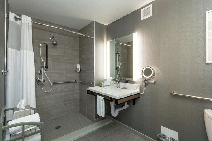 Bathroom shower