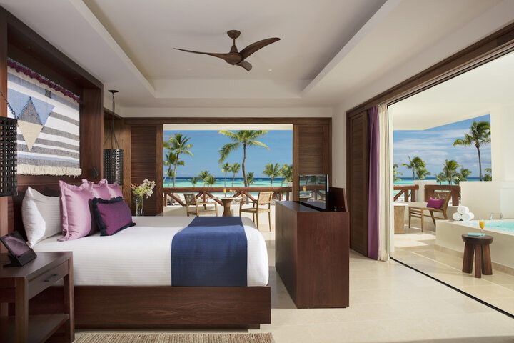 Room 20 of 93