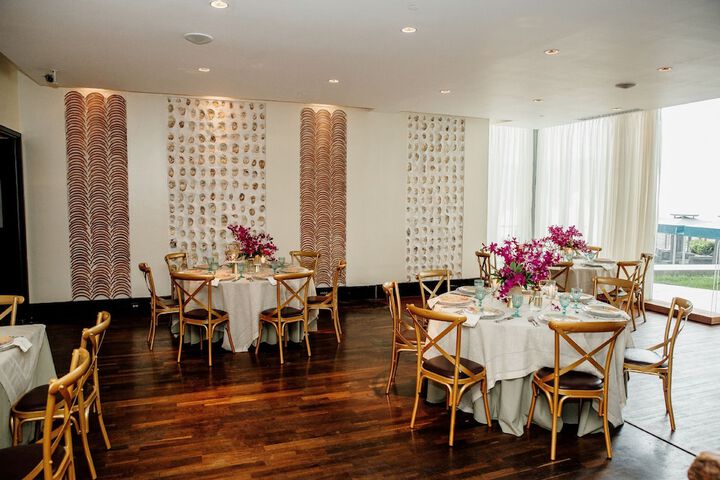 Ballroom/Hall 126 of 155