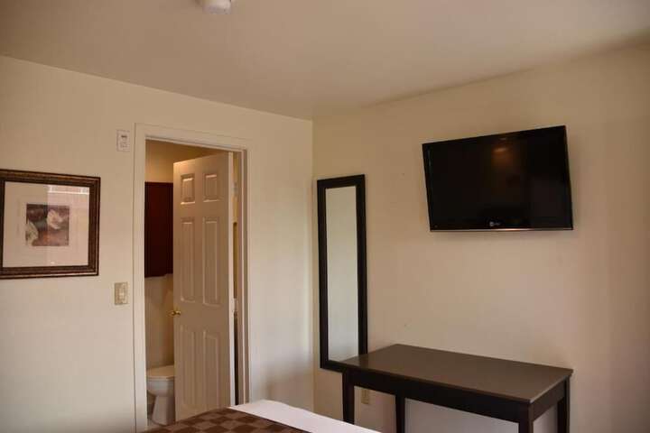 Room 18 of 30