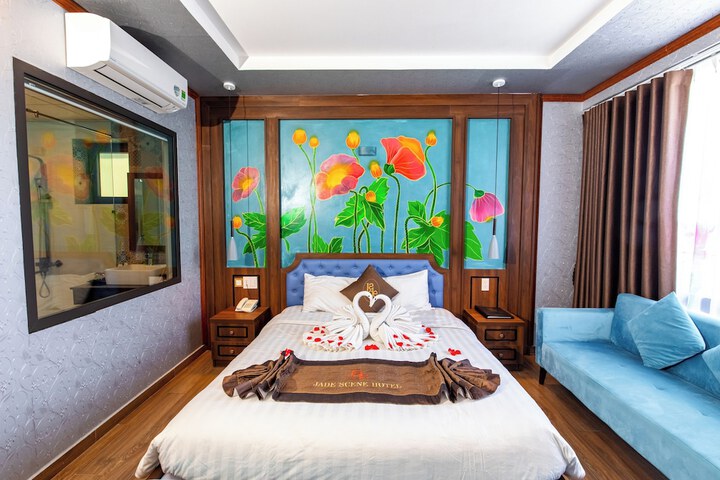 Room 10 of 39