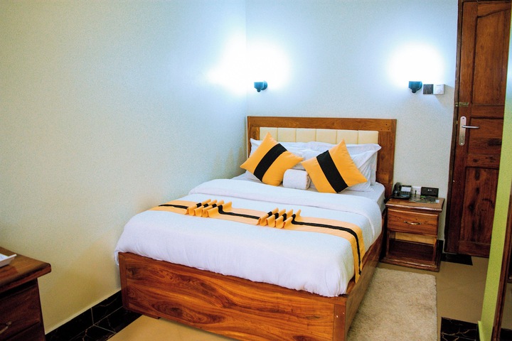 Room 18 of 51