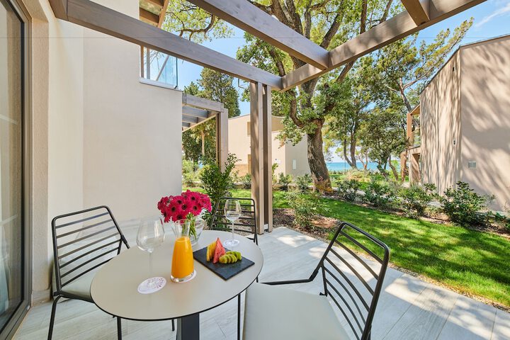 Terrace/Patio 20 of 66