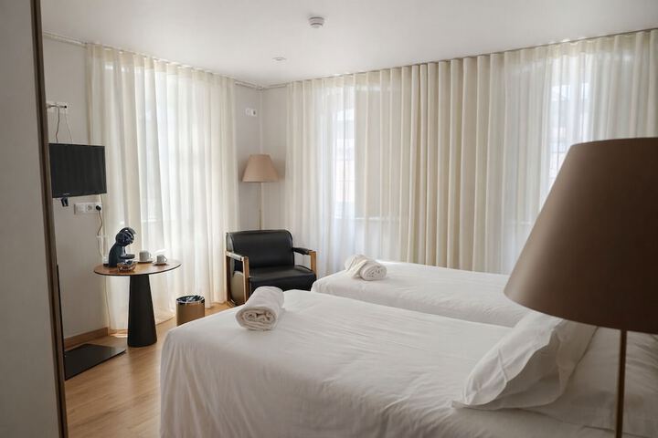 Room 4 of 21