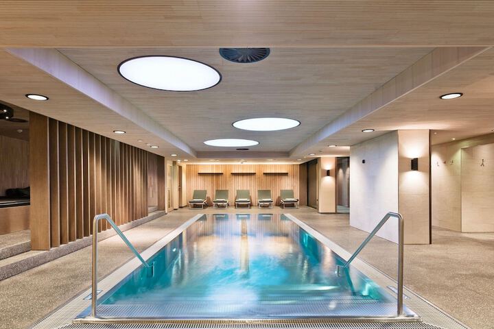 Pool 20 of 47
