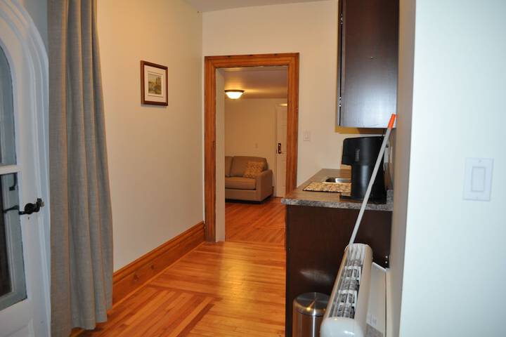 Room 5 of 118