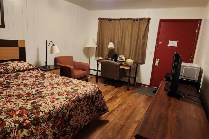 Room 4 of 21