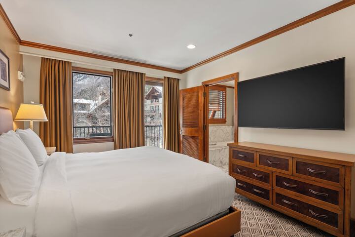 Room 14 of 92