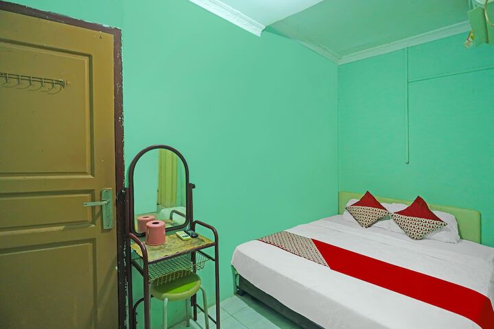 Room 17 of 23