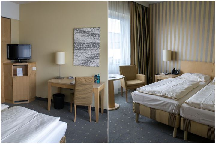 Room 3 of 31