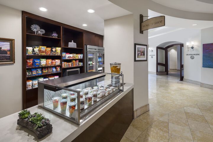 Snack bar