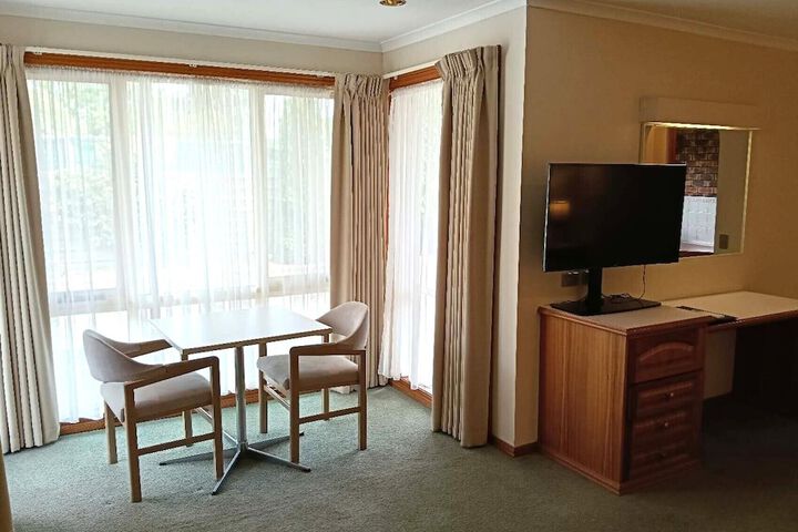 Room 46 of 75