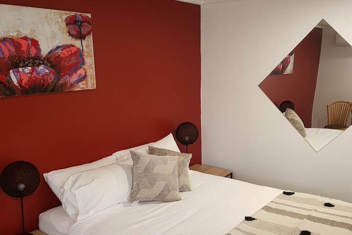 Room 27 of 67