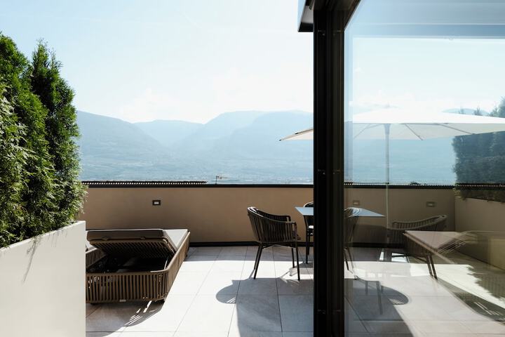 Terrace/Patio 17 of 36