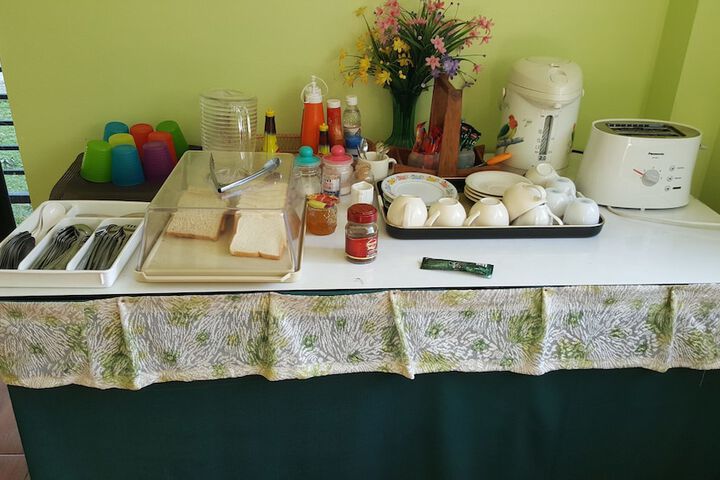 Breakfast/Coffee Service 20 of 30