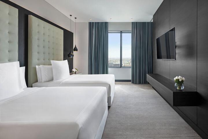 Room 42 of 268