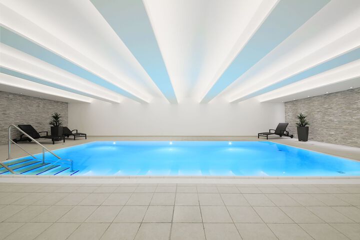 Hotel with Pool