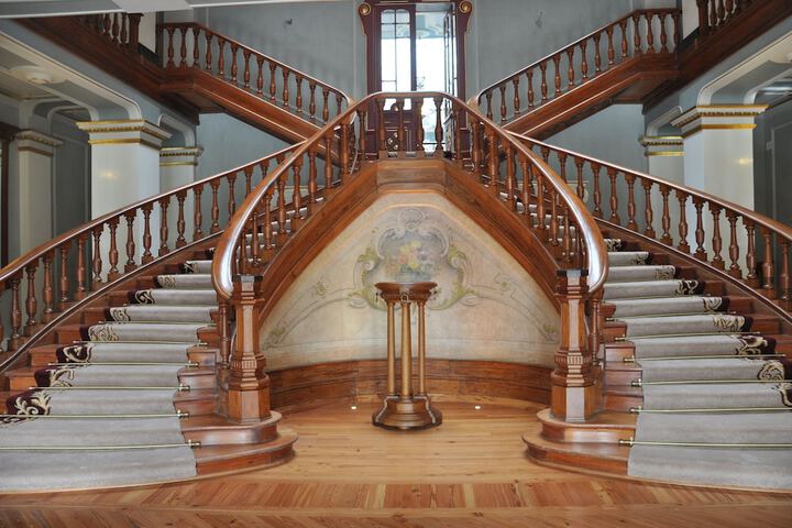 Lobby Entry