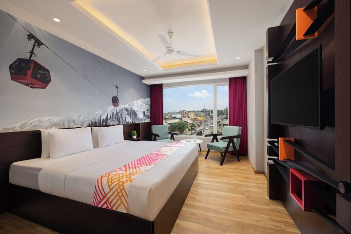 Room 11 of 22