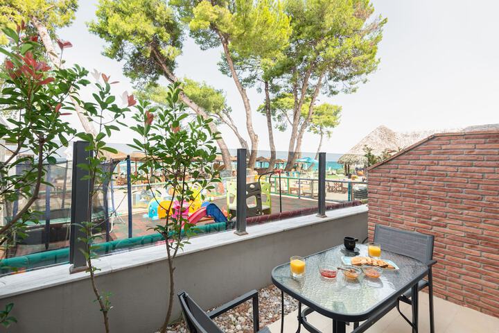 Terrace/Patio 56 of 88