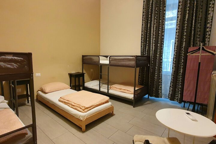 Room 6 of 46
