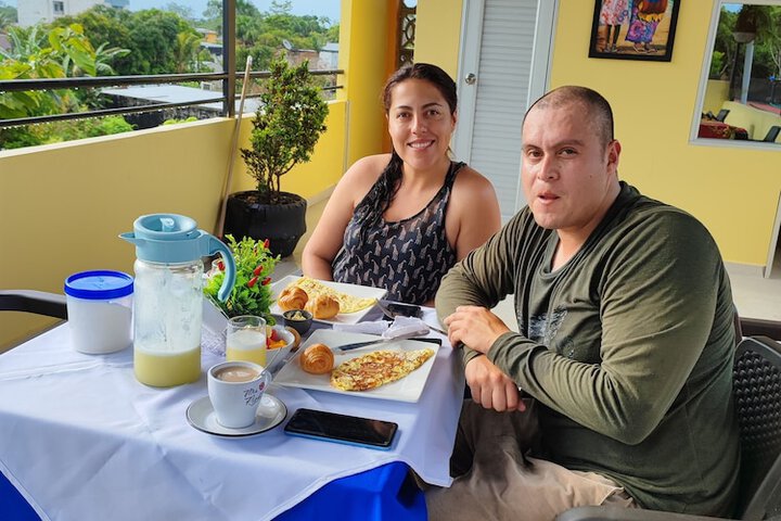 Dining 10 of 29