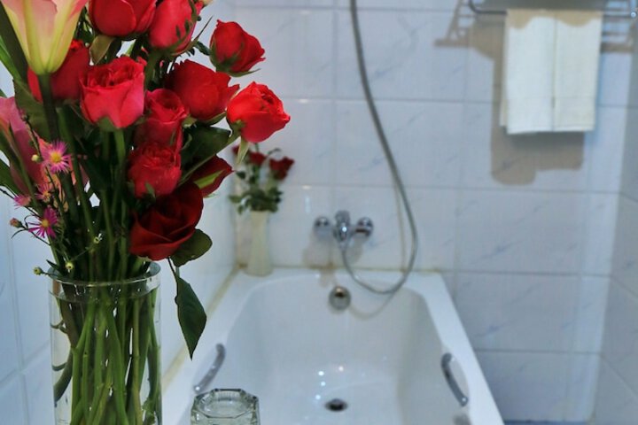Room 14 of 34