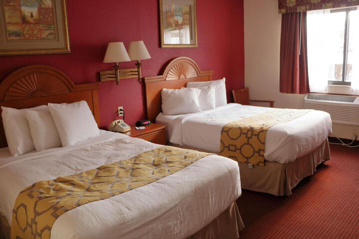 Double Accessible King Size Bed (3 of 7)