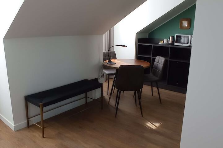 Room 28 of 113