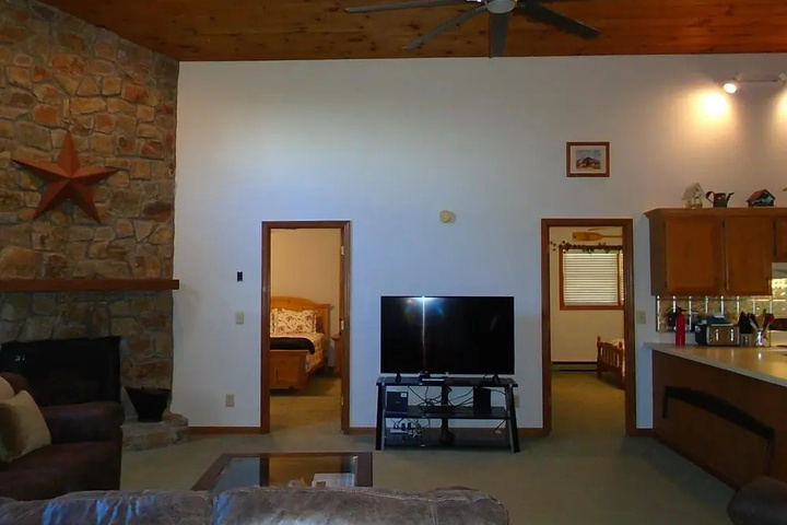 Room 10 of 26
