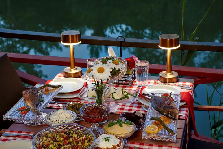 Dining 161 of 187
