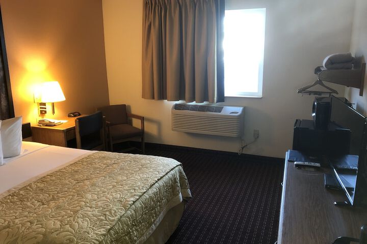 Room 15 of 52