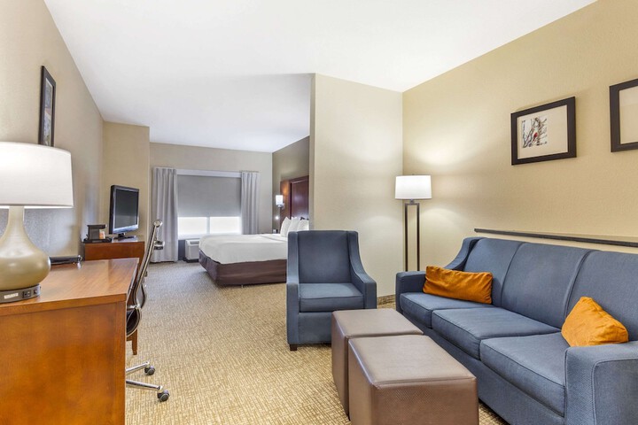Suite Multiple Beds (7 of 15)