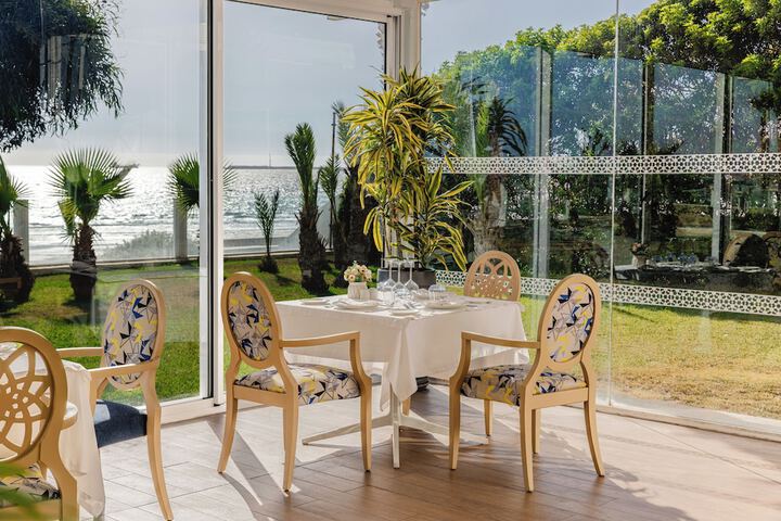 Dining 157 of 184