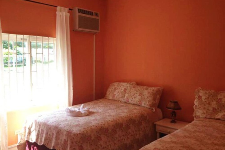 Room 5 of 28