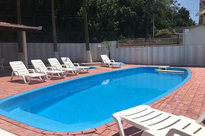 Pool 9 of 11