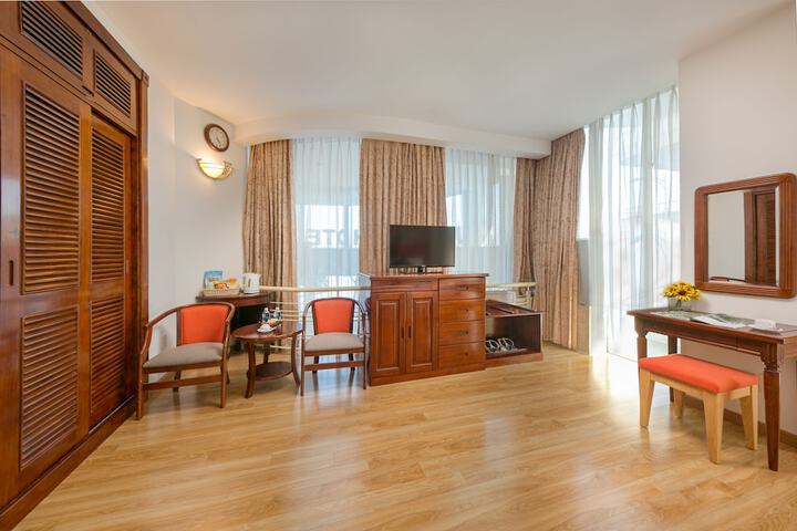Room 7 of 59