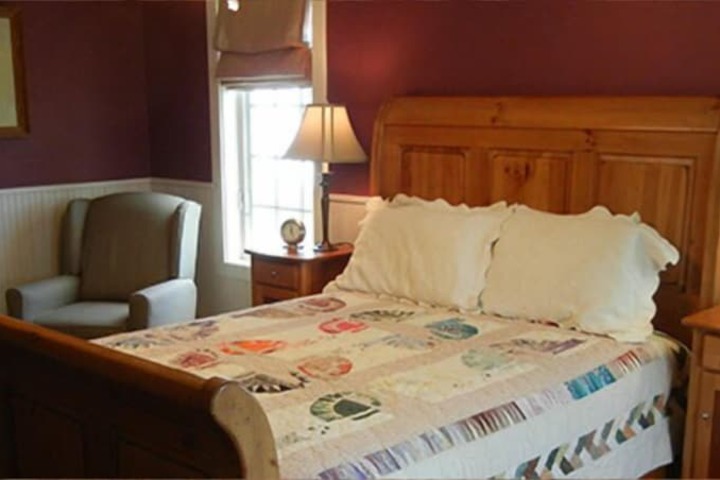 Room 6 of 16
