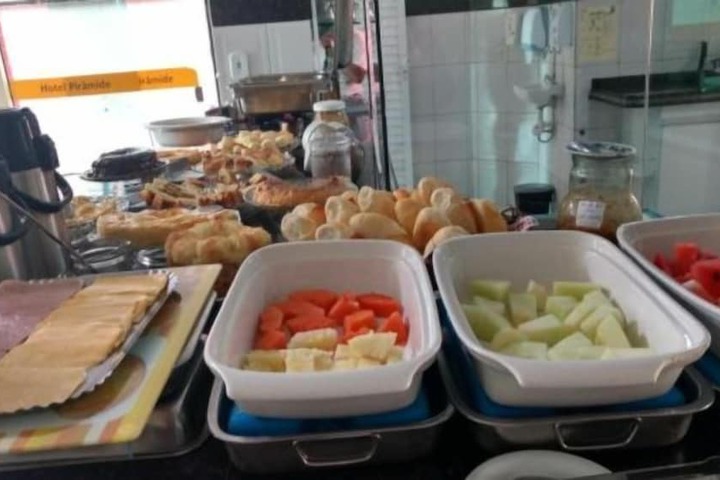 Breakfast/Coffee Service 20 of 31