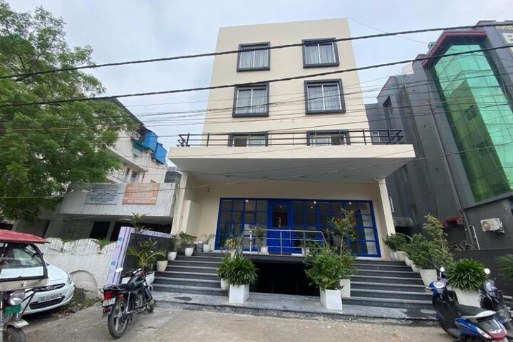 F9 Hotels 343 Meera Bagh Paschim Vihar